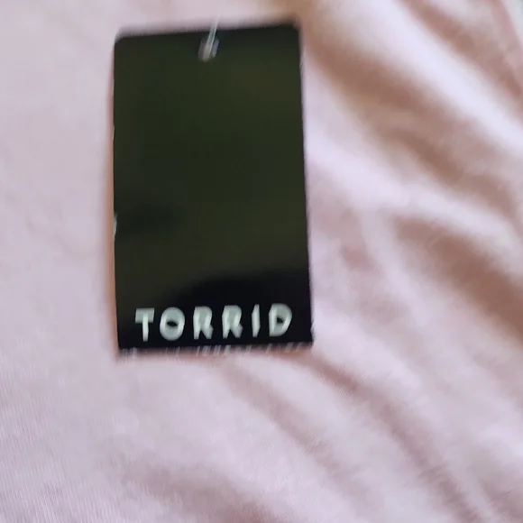 Torrid Light Pink V-Neck Short Sleeve Tee - Picture 5 of 5